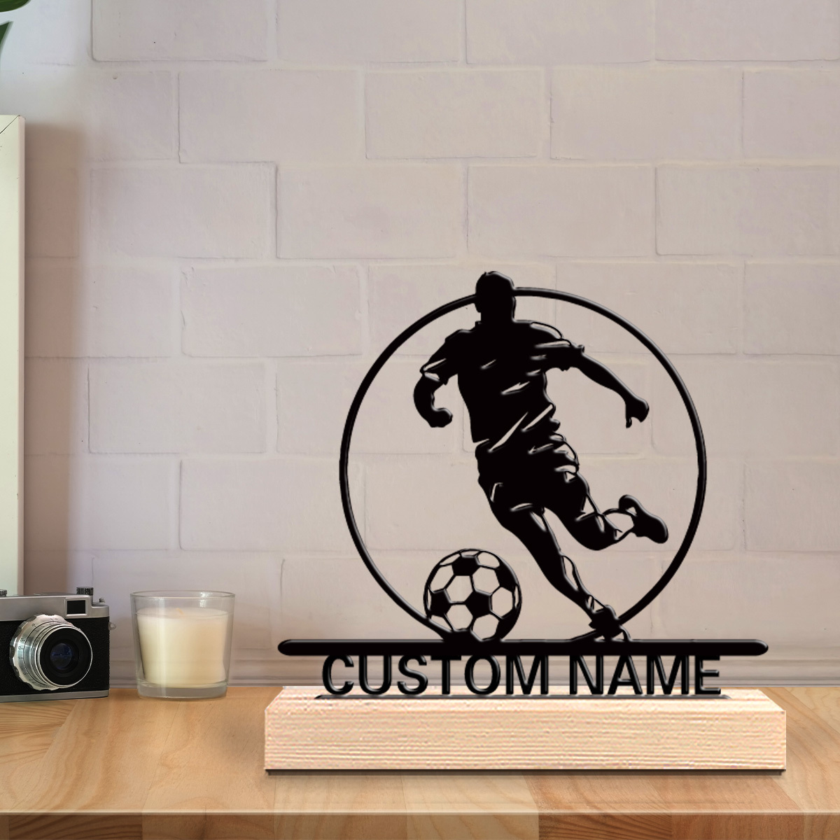 맞춤형 축구 선수 금속 조각상 (이름 포함), 나무 받 - Home Decor Mod 리뷰 및 가격